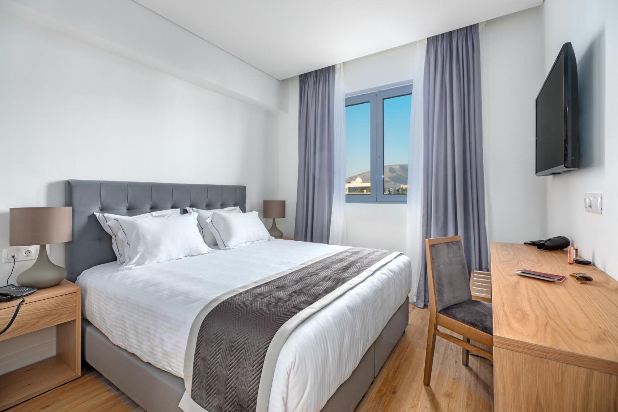 Standard Double or Twin Room,1207993654:JPEG