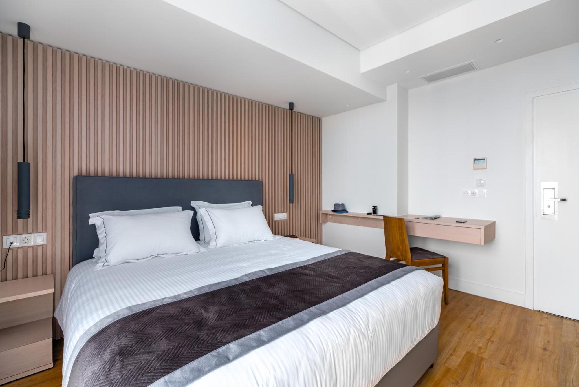 Standard Double or Twin Room Balcony,779836803:JPEG