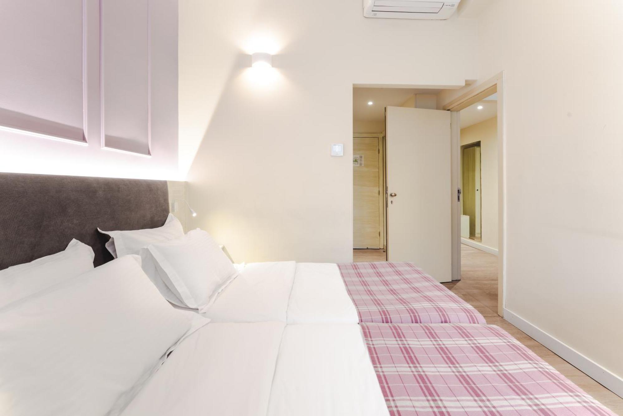 Chambres Communicantes (2 Adultes + 2 Enfants)