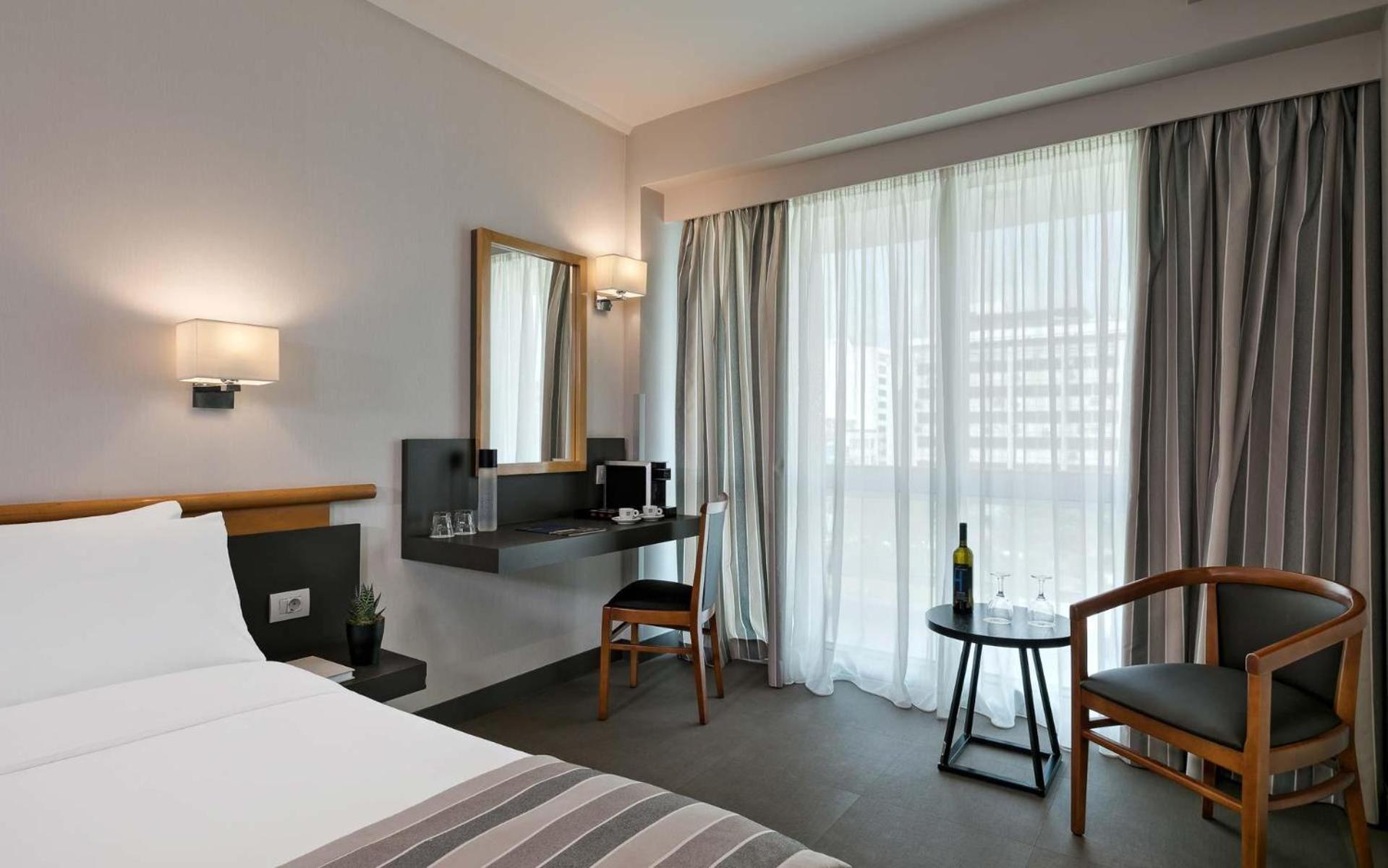 Standard Room,1742578954:JPEG